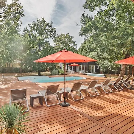 Villa La Maourelle, Piscine Chauffee, Sauna, 250 M De Terrasse, Pingpong, Velos Grayan-et-l'Hopital